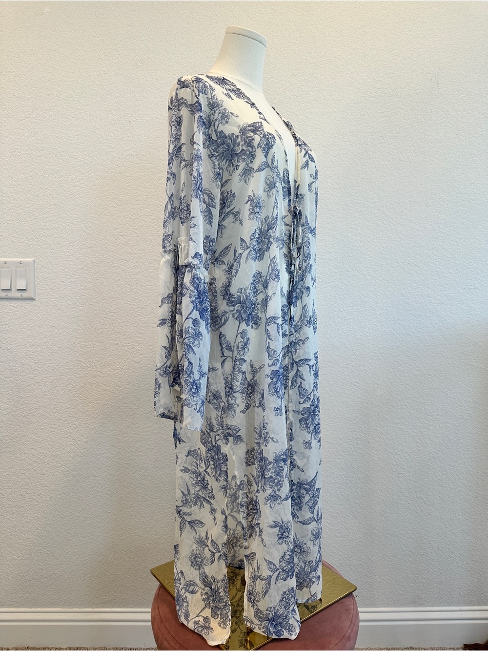 Band of Gypsies Blue Floral Sheer Long Kimono Duster Cover Up Medium - Picture 2 of 7